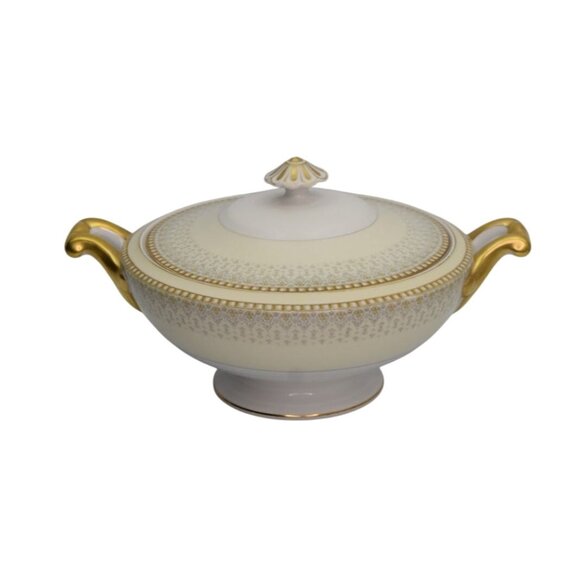 Vintage Meito Fine China Covered Vegetable Dish Gold Trim Floral Interior Design - Picture 3 of 9